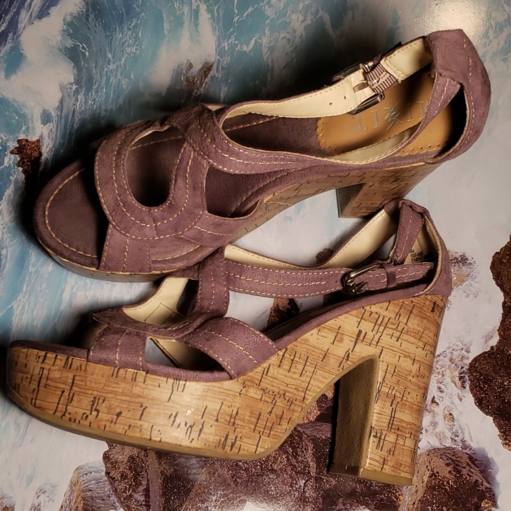 🌹MIXIT shoes wadge sandals